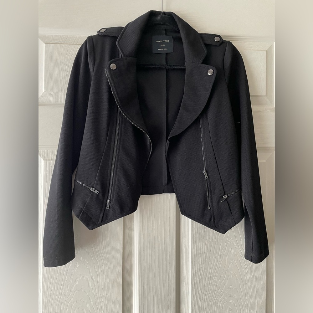 Lightweight jacket